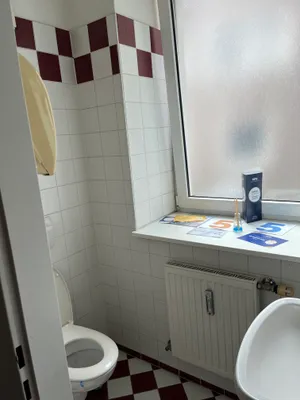 6-Zimmer-Gewerbeimmobilie mieten in Wels – 152 m², € 1.913 – Bild 12 von 13