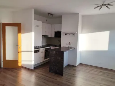 1-Zimmer-Wohnung mieten in Sankt Pölten – 36 m², € 696 – Bild 2 von 14