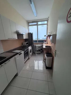4-Zimmer-Gewerbeimmobilie mieten in Wien – 182 m², € 3.396 – Bild 4 von 8