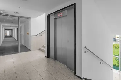 Gewerbeimmobilie mieten in Linz – 1 501 m², € 17.606 – Bild 3 von 13