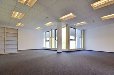 Gewerbeimmobilie mieten in Linz – 1 501 m², € 17.606 – Bild 4 von 13