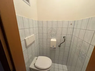 5-Zimmer-Gewerbeimmobilie mieten in Bruck-Mürzzuschlag – 110 m², € 996 – Bild 18 von 18
