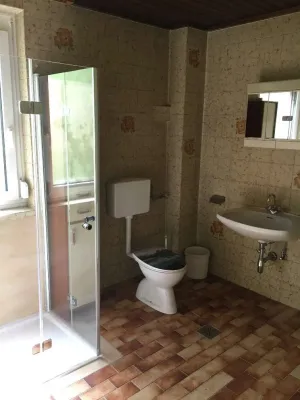 6-Zimmer-Gewerbeimmobilie mieten in Feldkirchen – 200 m², € 1.460 – Bild 7 von 19