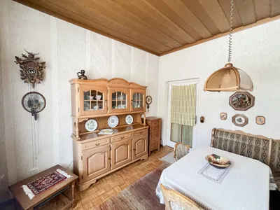 9-Zimmer-Haus kaufen in Neunkirchen – 200 m², € 245.000 – Bild 3 von 19