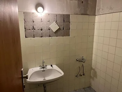 3-Zimmer-Gewerbeimmobilie mieten in Bruck an der Leitha – 29,5 m², € 220 – Bild 3 von 6