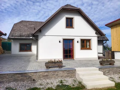 2-Zimmer-Haus mieten in Baden – 75 m², € 1.300 – Bild 2 von 17