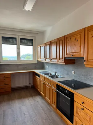 4-Zimmer-Wohnung mieten in Urfahr-Umgebung – 80 m², € 650 – Bild 2 von 11