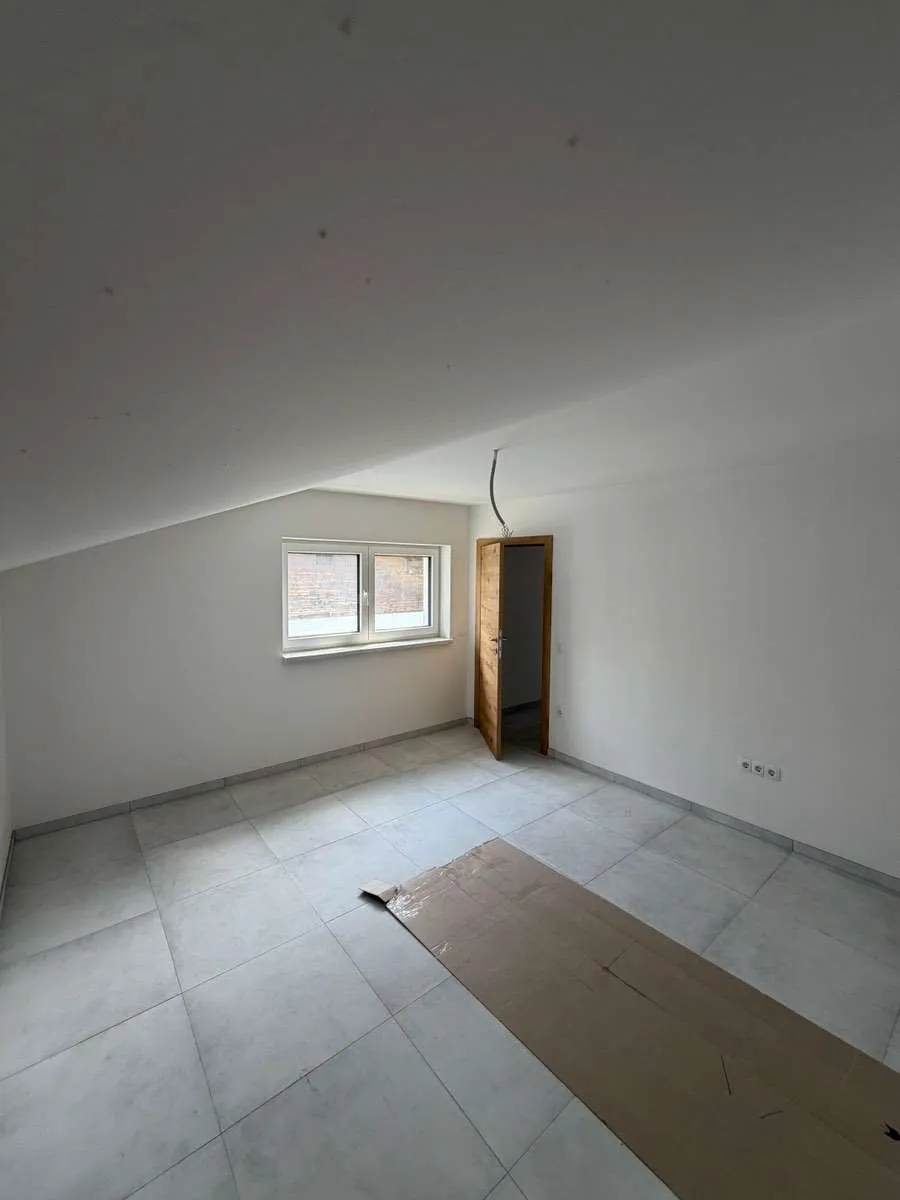 Wohnung zu vermieten mit ca 150 m² - Widok 3
