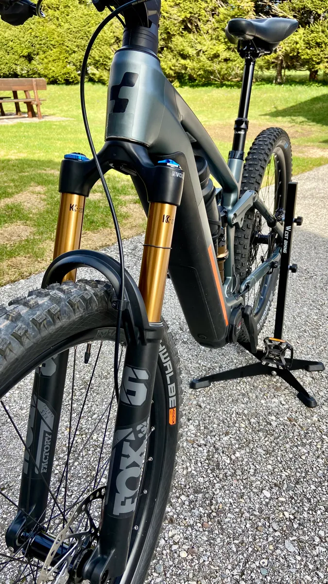 fahrradhelm urban style Abus URBAN-I 4.0 signal silver rider accessories Frame:Black Frame - Black Mat BOXIO TOILET PAPER BAG