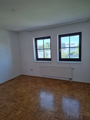 4-Zimmer-Wohnung mieten in Braunau am Inn – 96 m², € 900 – Bild 9 von 13