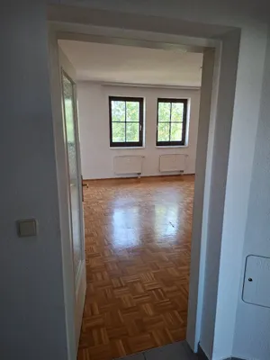 4-Zimmer-Wohnung mieten in Braunau am Inn – 96 m², € 900 – Bild 10 von 13
