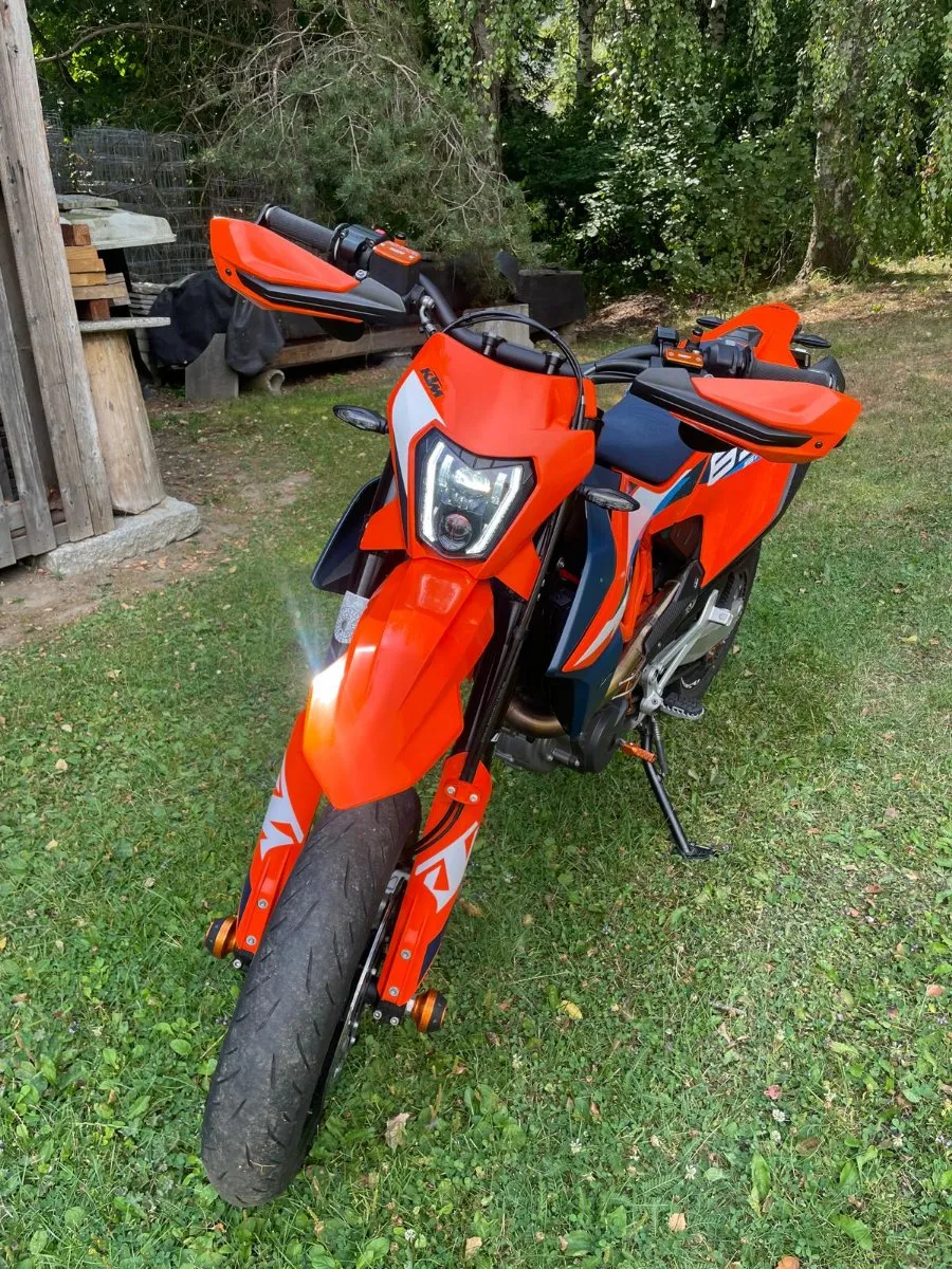 KTM 690