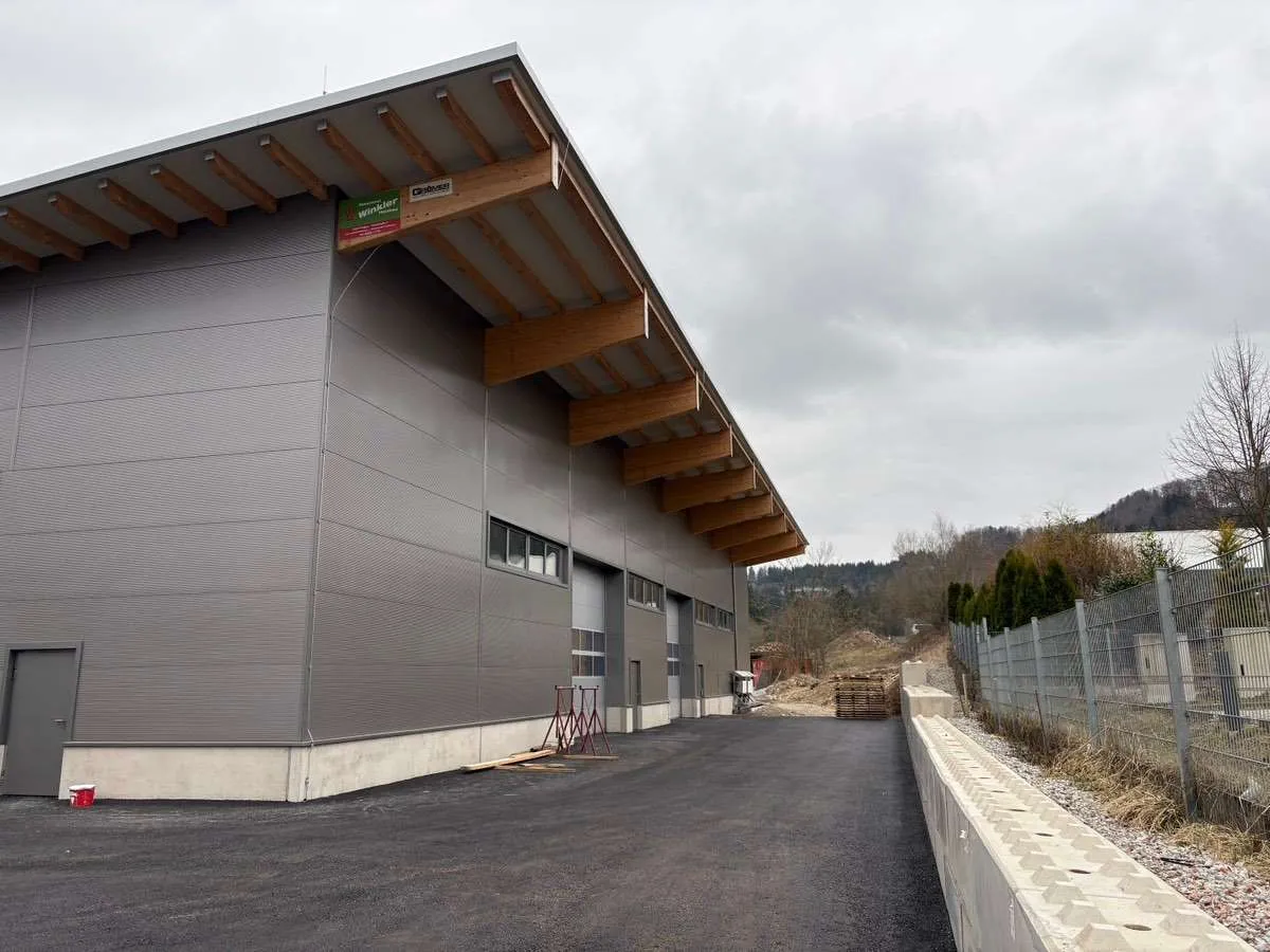 Lagerhalle nahe Autobahn ab 158 m² - Ansicht 2
