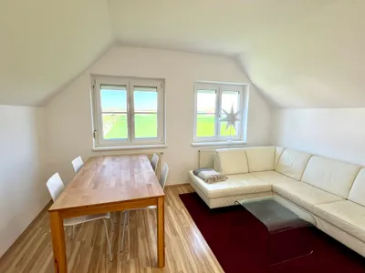 2-Zimmer-Wohnung mieten in Hollabrunn – 65 m², € 522 – Bild 1 von 10