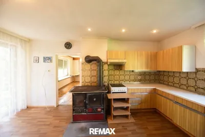 6-Zimmer-Haus kaufen in Gmunden – 163 m², € 265.000 – Bild 9 von 24