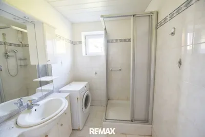 6-Zimmer-Haus kaufen in Gmunden – 163 m², € 265.000 – Bild 13 von 24