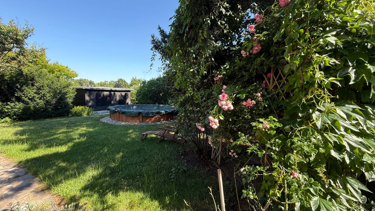 Teilunterkellertes Einfamilienhaus in sonniger Südausrichtung, Gießhübl