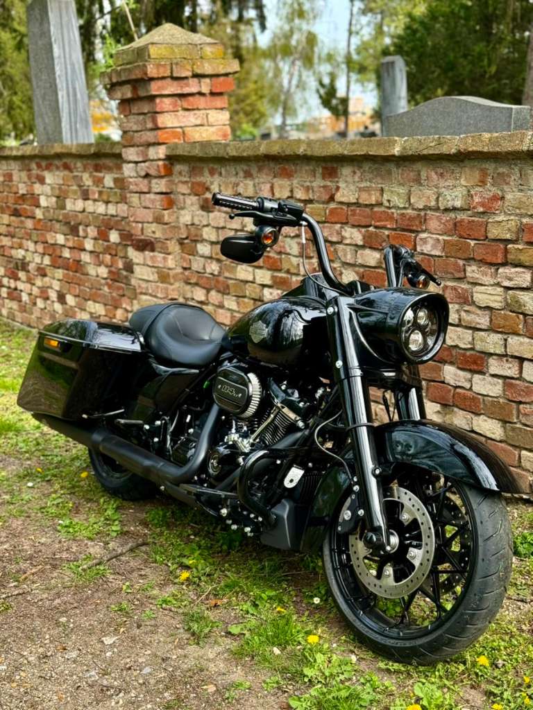 Harley-Davidson Road King FLHRXS Tourer