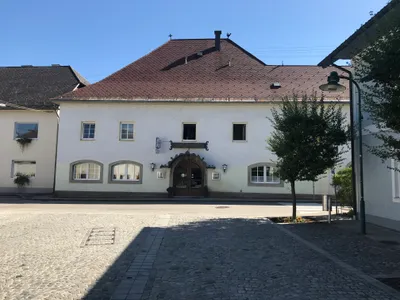 2-Zimmer-Wohnung mieten in Vöcklabruck – 55 m², € 769