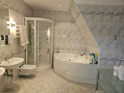 7-Zimmer-Gewerbeimmobilie kaufen in Baden – 500 m², € 1.500.000 – Bild 9 von 10