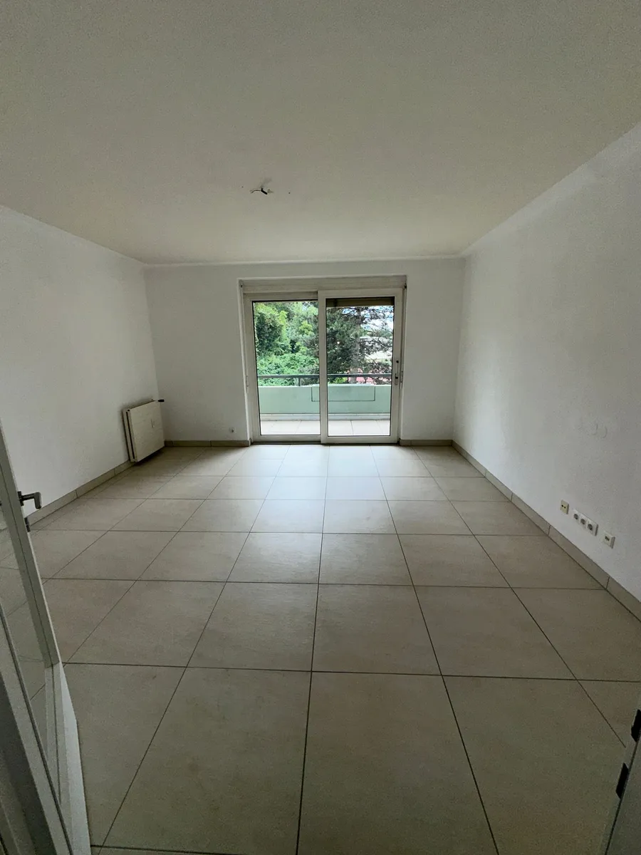 1-ZIMMER-WOHNUNG MIT SÜDBALKON & PARKPLATZ - Ansicht 2