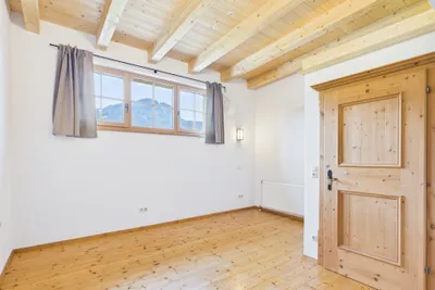 3-Zimmer-Wohnung mieten in Kitzbühel – 88 m², € 2.100 – Bild 6 von 9
