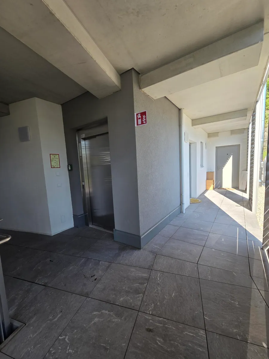 Neuwertige 2-Zimmerwohnung mit Eigengarten - Ansicht 2