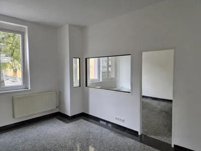 3-Zimmer-Gewerbeimmobilie mieten in Innsbruck – 70 m², € 2.539 – Bild 4 von 6