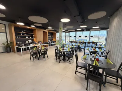 Gewerbeimmobilie mieten in Baden – 280 m², € 24 – Bild 11 von 16