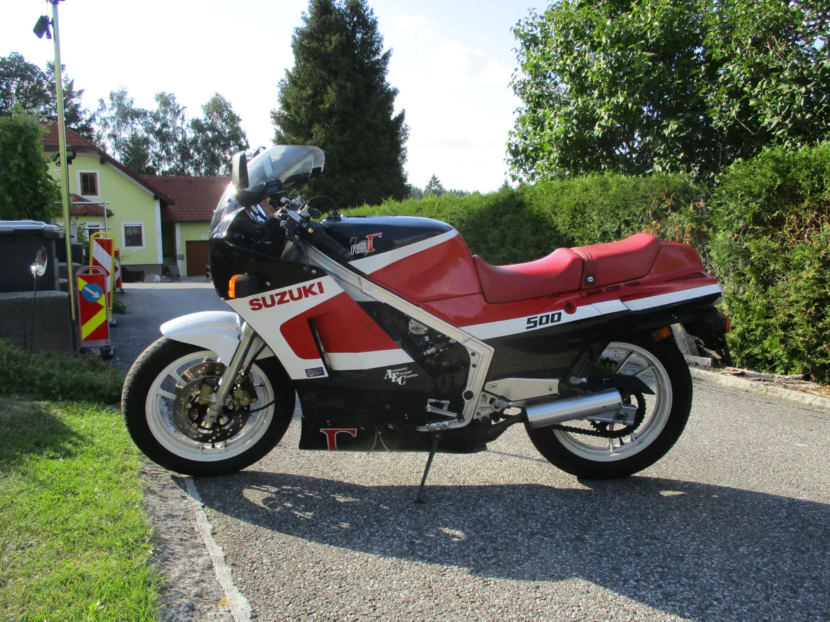 Suzuki RG