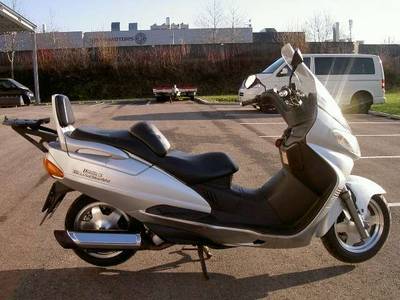 Suzuki Burgman 250