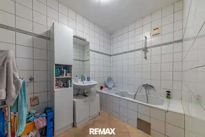 2-Zimmer-Wohnung kaufen in Hollabrunn – 81 m², € 198.000 – Bild 9 von 12