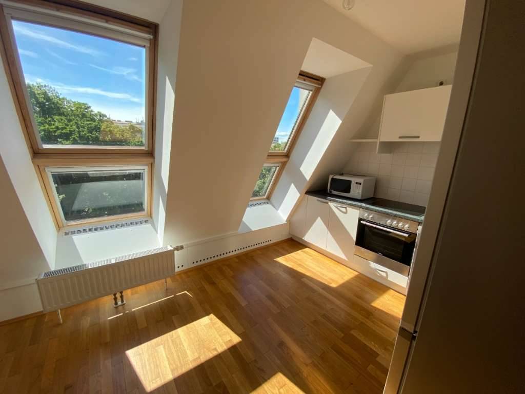 Gemütliche Dachgeschosswohnung in der Neilreichgasse zu vermieten - Ansicht 3
