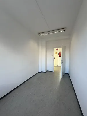 3-Zimmer-Gewerbeimmobilie mieten in Hallein – 33 m², € 544 – Bild 9 von 35