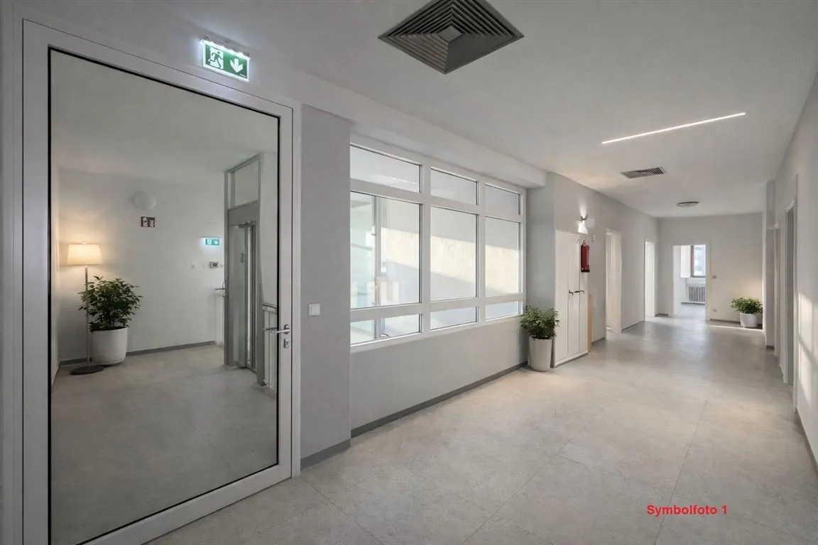 RESERVIERT! NEU! Büro 3- klein, aber fein! 3 Räume, Wasseranschluss, zentrale Lage! - Ansicht 2