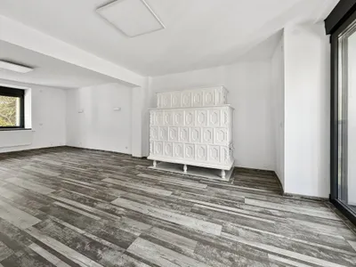 Haus kaufen in Neunkirchen – 237 m², € 790.000 – Bild 12 von 61