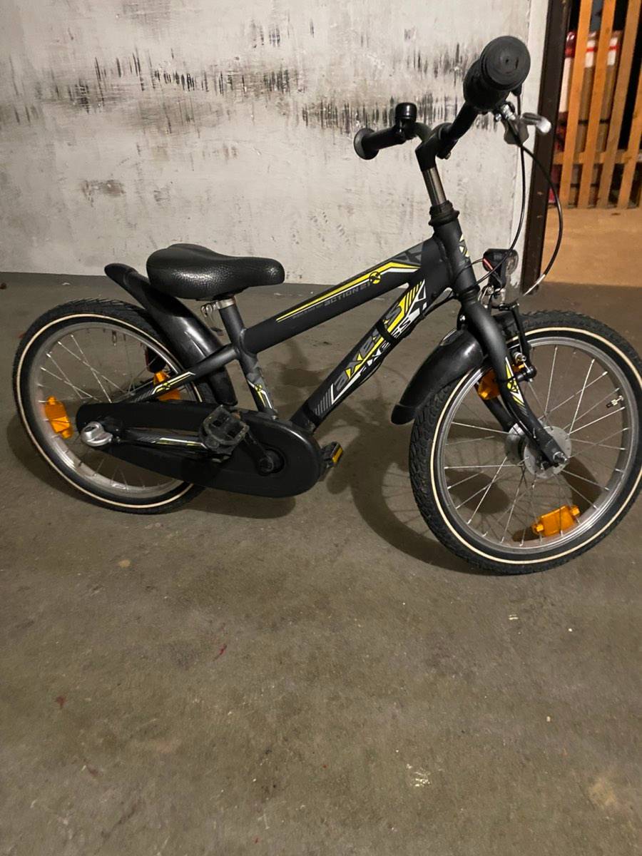 Fahrrad 18" zoll,  70,- (4780 Allerheiligen) - willhaben