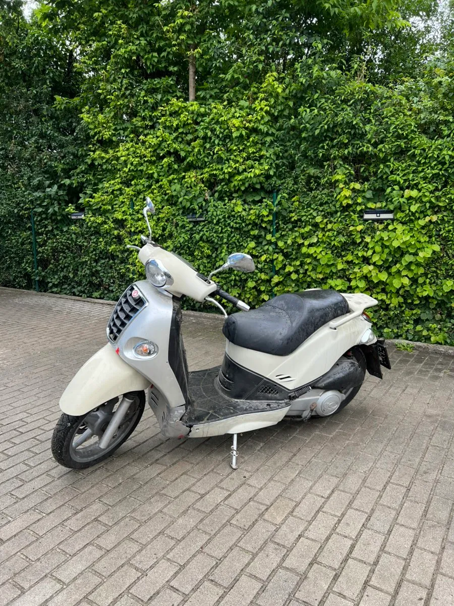 Kymco People