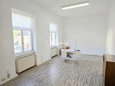 Gewerbeimmobilie mieten in Linz Land – 29 m², € 334