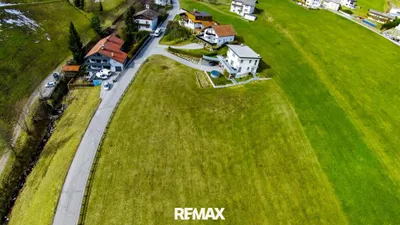 Grundstück kaufen in Innsbruck-Land – 1 040 m², € 439.000 – Bild 8 von 10