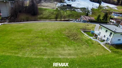 Grundstück kaufen in Innsbruck-Land – 1 040 m², € 439.000 – Bild 2 von 10