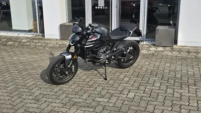 Ducati Monster + 937