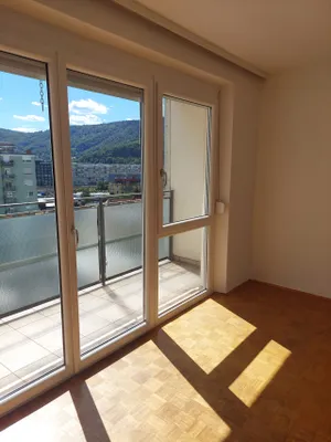 3-Zimmer-Wohnung mieten in Graz – 90 m², € 990 – Bild 3 von 12