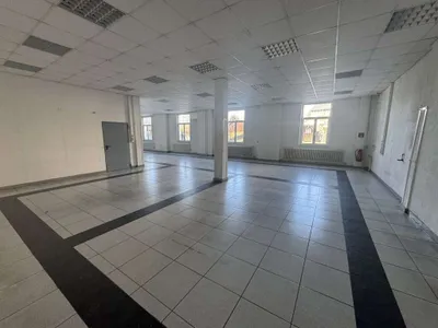 Gewerbeimmobilie mieten in Linz – 1 300 m², € 8.497 – Bild 24 von 31