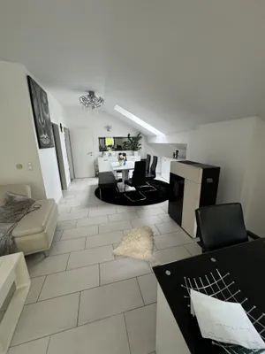 2-Zimmer-Wohnung mieten in Vöcklabruck – 65 m², € 1.500 – Bild 2 von 6