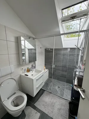 2-Zimmer-Wohnung mieten in Vöcklabruck – 65 m², € 1.500 – Bild 4 von 6
