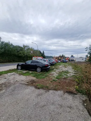 Gewerbeimmobilie mieten in Baden – 200 m², € 2.640 – Bild 28 von 29