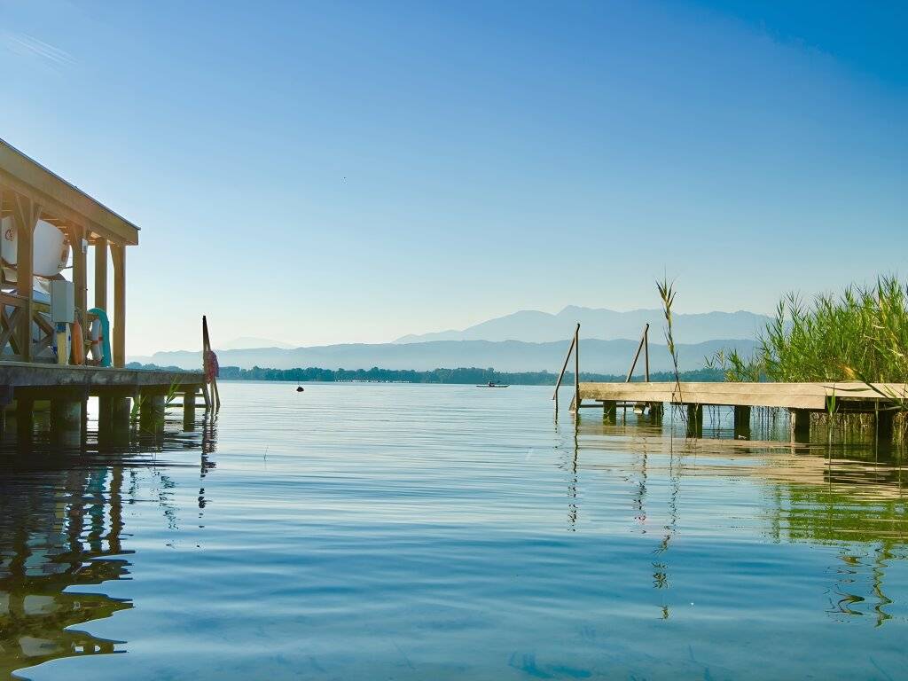 Hochwertige Garçonnière mit Balkon und privatem Seezugang in Bestlage - Krumpendorf am Wörthersee - Ansicht 2