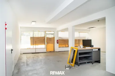 Gewerbeimmobilie kaufen in Gmunden – 453 m², € 1.200.000 – Bild 2 von 27