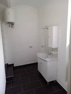1-Zimmer-Wohnung mieten in Sankt Pölten – 34 m², € 450 – Bild 4 von 9